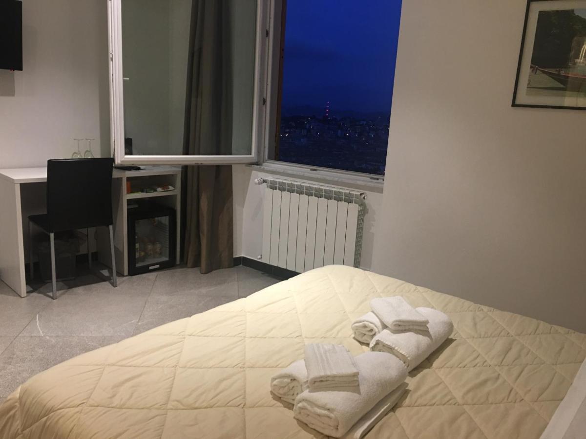 88 Miglia Panzió La Spezia Kültér fotó